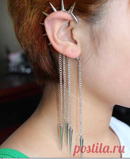 Кафф Серебристые шипы - кафф в готическом стиле без прокола с шипами