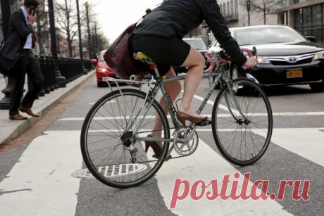 Элегантный трехступенчатый метод для создания новых привычек Если вы терпеть не можете однообразие упражнений на беговой дорожке, но ежедневно тащите себя на кардиотренажёр, полагая, что самоистязание в конечном итоге станет привычкой – это не геройство; это плохой план.