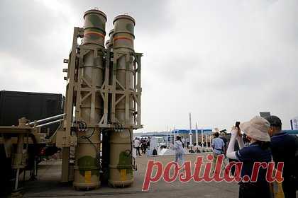 В США назвали красной линией поставки Китаем оружия России. Поставки Китаем летального вооружения России для его дальнейшего использования в ходе украинского конфликта станет красной линией, заявила американский постпред при ООН Линда Томас-Гринфилд. Она подчеркнула, что госсекретарь США Энтони Блинкен ясно дал понять Китаю о последствиях подобных решений.