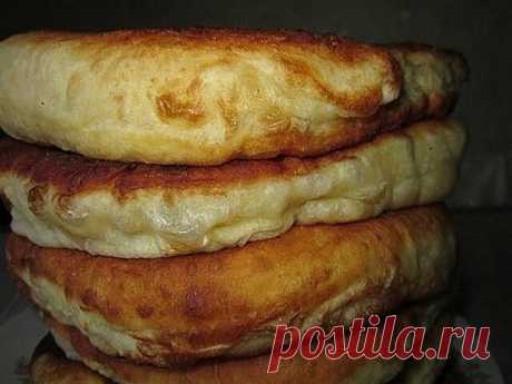 Пушистые лепешки на кефире: вкусно и быстро.