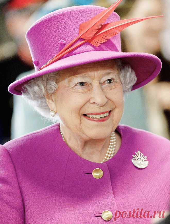 Queen_Elizabeth_II_March_2015.jpg (1820×2400)