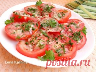 Маринованные помидоры за 30 минут - отличная и очень вкусная экспресс-закуска для ужина или для праздничного стола. Готовится быстро и просто. Попробуйте, Вам обязательно понравится! 

Для приготовления понадобится: 
помидоры свежие - 2-3 шт.; 
горчица готовая - 0,5 ч. л.; 
соль (желательно морская крупная) - 0,5 ч. л.; 
сахар - 0,5 ч. л.; 
уксус яблочный - 1 ч. л.; 
масло оливковое (или растительное) - 2 ст. л.; 
чеснок - 2-3 зубчика; 
перец черный молотый - по вкусу;