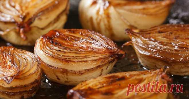 Быстрые закуски к шашлыку: Сладкий лук.
Замаринуйте лучок дома, а на месте уже приступите к приготовлению