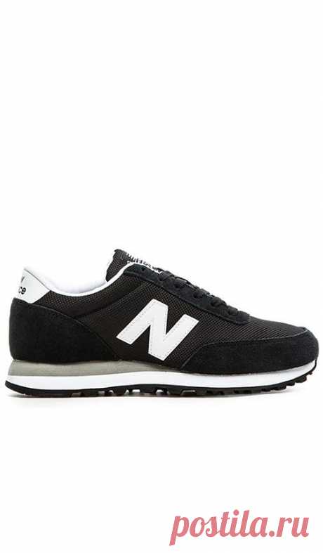 New Balance КРОССОВКИ CLASSICS CORE COLLECTION в цвете Черный | REVOLVE