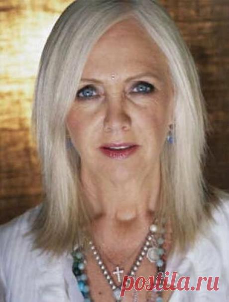 "Если у Ронды получилось, получится и у тебя". В это трудное время вспоминаем о практике благодарения, которая спасает жизнь | Тайные знания "Лилит" | Яндекс Дзен