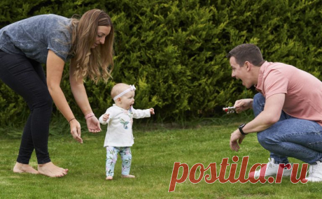 Торопыга: 6-месячная девочка вместо того чтобы учиться сидеть и ползать, начала ходить . Милая Я