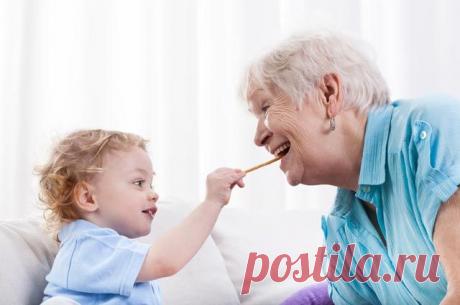Адский доктор. «Здоровые» советы бабушек, которые лучше забыть Несмотря на то, что современная медицина развивается семимильными шагами, в быту многих российских семей используются бабушкины советы. Причем особенно часто и щедро они раздаются в отношении самых младших членов.