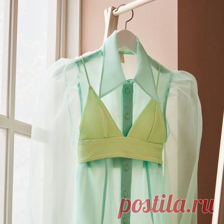 Пополните свой гардероб нашими новинками изумительного фисташкового цвета, который будет так актуален этой весной! В наших магазинах и онлайн вы найдете всё необходимое для самых стильных образов на каждый день. 🌿😍 #HM
