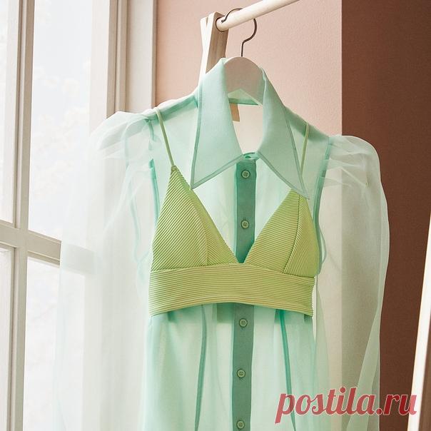 Пополните свой гардероб нашими новинками изумительного фисташкового цвета, который будет так актуален этой весной! В наших магазинах и онлайн вы найдете всё необходимое для самых стильных образов на каждый день. 🌿😍 #HM