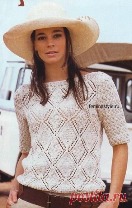 Стильный летний пуловер льняного цвета