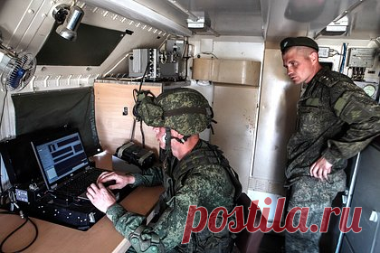15 декабря: какой праздник сегодня отмечают в России и мире. 15 декабря в России отмечают День радиотехнических войск Военно-Воздушных сил. В мире празднуют День чая. Православные верующие сегодня вспоминают пророка Аввакума. Свой день рождений празднует актер Юрий Колокольников. Подробнее о торжествах, приметах и знаменитых именинниках 15 декабря — в материале «Ленты.ру».