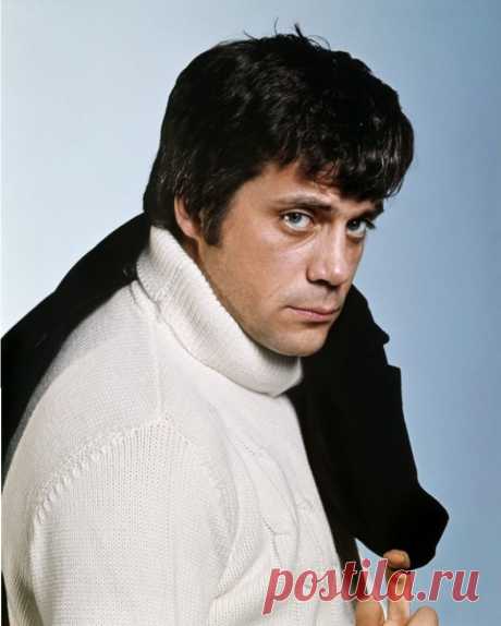 Оливер Рид (Oliver Reed)
- 13 февраля, 1938 • 2 мая 1999