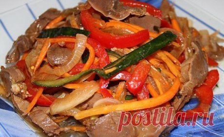 Хе из куриных желудков - популярное блюдо корейской кухни.
