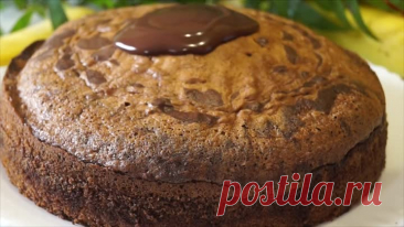 ► Шоколадный Пирог на сметане, обалденная вкуснотища. Делюсь способом выкладывания теста в формочку, а также нехитрым украшением разводами. | Готовим с Калниной Натальей | Дзен