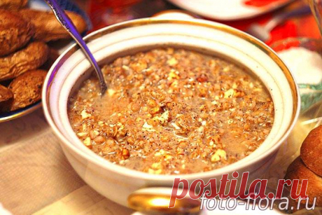 Как приготовить кутью из пшеницы на рождество вкусно: с медом,  орехами, маком и сухофруктами  - рецепты домашней кухни на праздник