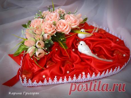 Gallery.ru / Composition du coeur "Swan fidelity" - Doux au jour des amoureux - grigoran-karina
