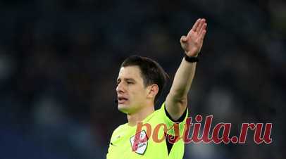 Избитый экс-президентом клуба «Анкарагюджю» арбитр выписан из больницы. Турецкий арбитр Халил Умут Мелер выписан из больницы, где проходил лечение после того, как его избили президент футбольного клуба «Анкарагюджю» и игроки этой команды. Читать далее