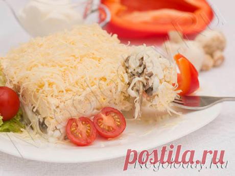 Салат из куриной грудки с грибами – настоящий домашний любимец