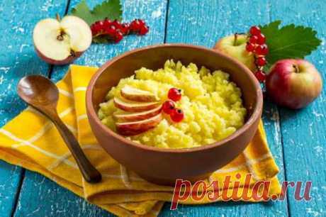 Как приготовить вкусную пшенную кашу: 4 главных секрета приготовления - Уголок хозяйки - медиаплатформа МирТесен Таким способом оно получается рассыпчатым, нежным, вкусным… оно просто тает во рту! Ингредиенты: 1 стакан пшенной крупы 3 стакана воды 50 г сливочного масла сахар соль Читайте также: Как быстро получить сок из граната: Старый советский способ Приготовление: Секрет № 1. Крупа имеет масла и пыль,