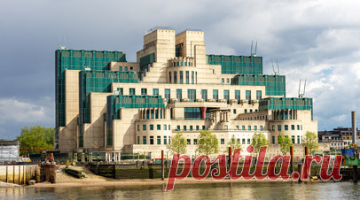 Главой MI6 впервые стала женщина. Блейз Метревели стала первой женщиной, возглавившей британскую разведку MI6. Читать далее