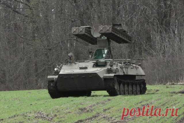Работа ЗРК «Стрела-10» на границе. Минобороны показало боевую работу расчета ЗРК «Стрела-10» группировки прикрытия госграницы.