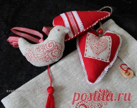 новогодние игрушки из ткани. натуральный лен.