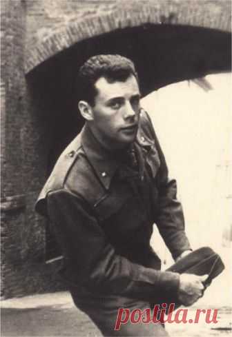 Джорджо Армани, 1954 год.
