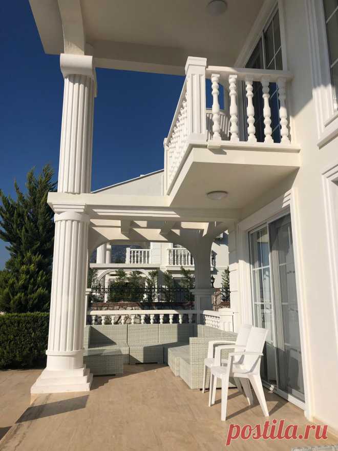 Дома и коттеджи в Турции отличаются доступным уровнем стоимости в сравнении с объектами в других странах средиземноморского побережья. При этом объекты в данной категории от надёжного агентства зарубежной недвижимости CTM-Group