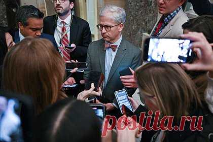 Названа причина избрания спикера палаты представителей США с 15-й попытки. Избрание Кевина Маккарти новым спикером палаты представителей конгресса США лишь с 15 попытки связано с расколом внутри Республиканской партии. Такую причину затянувшегося утверждения политика на пост преемника Нэнси Пелоси в разговоре с «Лентой.ру» назвал политолог, американист Малек Дудаков.