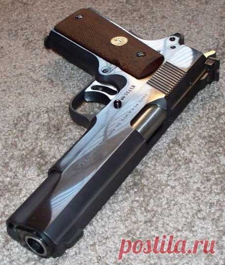 [quote = "Baldy, post: 19812"] Этот новый щенок представляет собой ствол S&W 1911 PD 41/4 дюйма. Я надел специальные ручки с помощью винтов с шестигранником из нержавеющей стали. Не стрелял в ...