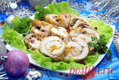 Куриный рулет с грибами «Праздничный»