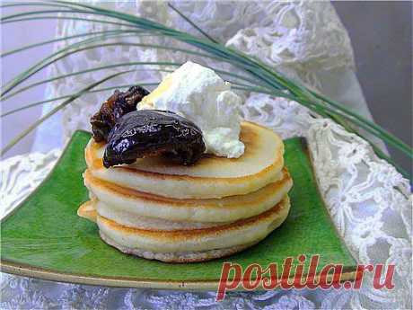 Оладушки из манки, на сыворотке.. Рецепт c фото, мы подскажем, как приготовить!