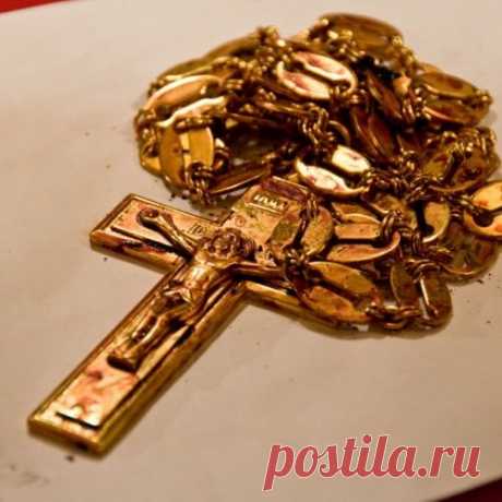 Что делать если порвалась золотая цепочка с крестиком....