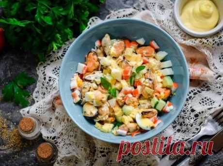 ​Салат с сыром и мидиями