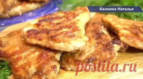 Приготовила однажды и теперь это мясо стало любимым. Сочное из любого мяса Рецепт  вкусного мяса к ужину. Это один из моих любимых рецептов, готовлю часто, потому что мясо не нужно заранее мариновать, получается действительно вкусно из любого мяса хоть говядина, хоть свинина, хоть куриная грудка.

Рецепт:
Мясо -800г
Приправа к мясу – по вкусу
Крахмал картофельный – 3ст.л.
Соевый соус -100мл
Растительное масло – для жарки

Я в других соц сетях:
Я в Дзене https://zen.yandex....