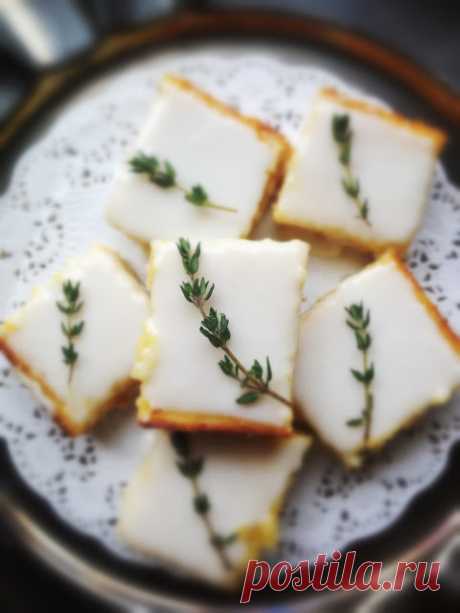 Lemon Thyme Bars | D.M.R. Fine Foods