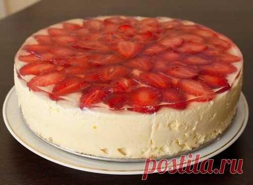 Лучшие кулинарные рецепты: ТОРТ С КЛУБНИКОЙ И МАСКАРПОНЕ