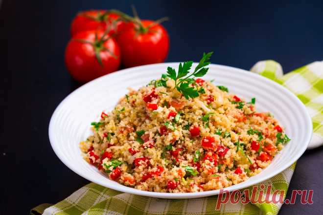 Табуле — не просто освежающий салат, легкий и вкусный, а один из основополагающих столпов арабской кухни.