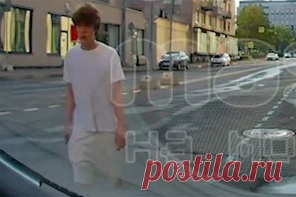 В центре российского города молодой человек пытался ограбить водителя в стиле GTA