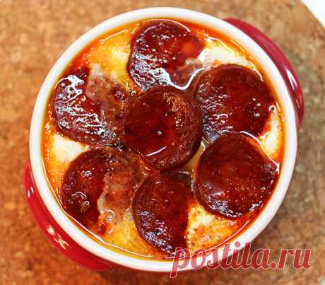 Пылающие яйца по-испански (Spanish flaming eggs)
