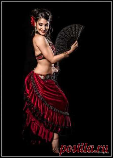 Silvia Salamanca / photo by R-A-W-Art Photography's Rebecca…