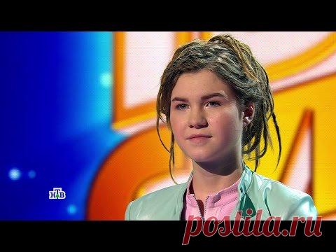 По мнению членов жюри, «Белую ночь» в исполнении Александры можно уже выпускать в эфиры радиостанций «Белая ночь опустилась как облакоВетер гадает на юной листвеСлышу знакомую речь вижу облик твойНу почему это только во сне»
Эти строки из песни «Белая ночь» слышали тысячи, миллионы людей. Даже сейчас…