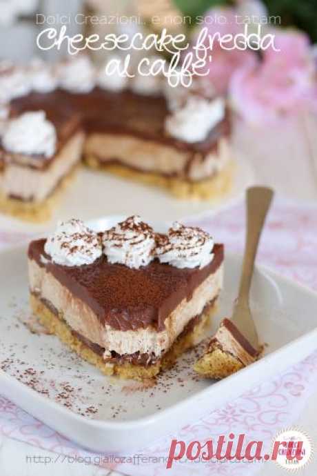 Cheesecake fredda al caffe' e cioccolato, senza cottura e senza colla di pesce