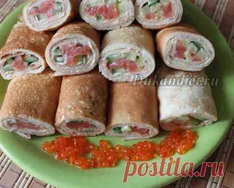 Блинные рулеты из лосося | Диета Дюкана

Блины (по рецепту Дюкана),
майонез (по рецепту Дюкана),
малосольный лосось,
свежий огурец.

Испечь блины. Приготовить майонез. Рыбу и огурец порезать на тонкие полоски.
Каждый блин намазать майонезом, положить полоски лосося и огурца.



Завернуть в рулеты и порезать на несколько частей.