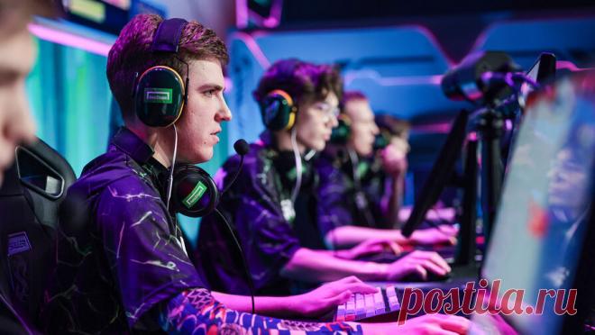 Организаторы "Игр Будущего" призвали покупать билеты у официальных продавцов. Организаторы международного турниры "Игры Будущего" предупредили желающих приобрести билеты на соревнования об участившихся в сети случаях продажи билетов перекупщиками. По данным организаторов, мошенники приобретают ...