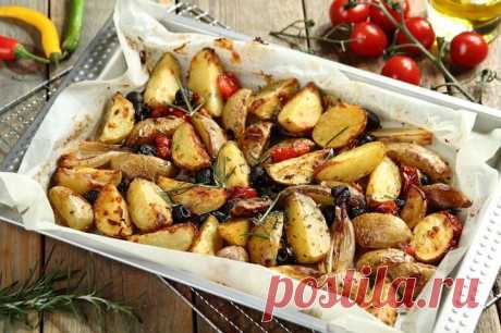 Картофель запеченный с луком в духовке – пошаговый рецепт с фото.