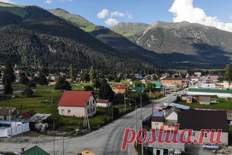 На «Архызе» пройдет туристический конгресс. На курорте «Архыз» в Карачаево-Черкесии летом пройдет туристический конгресс АО «Кавказ.РФ» и Русского географического общества. В планах организаторов конгресса провести образовательный форум и деловую программу, направленную на развитие летних и всесезонных туристических сервисов.