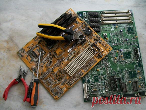 Добываем золото из материнских плат: руководство Tom's Hardware - THG.RU
