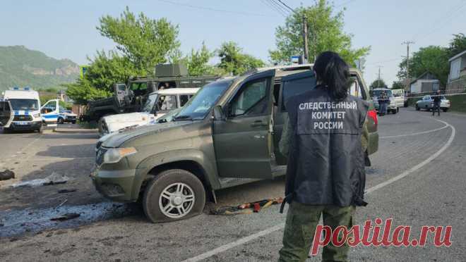 СК опознал ликвидированных в КЧР как причастных к нападению на пост ДПС 22 апреля. Ликвидированные в ночь на 29 апреля в Карачаево-Черкессии мужчины участвовали в нападении на сотрудников ДПС 22 апреля, считает Следственный комитет РФ. Информация об этом появилась в Telegram-канале ведомства. По версии следствия, пятеро ...
