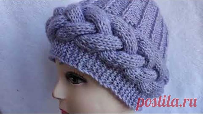 Шапка с поперечной объемной косой на любой размер, спицами